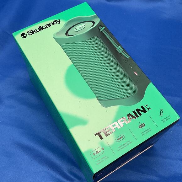 Skullcandy Other - Skullcandy Terrain XT Wireless Bluetooth Speaker Green NEW SEALED
